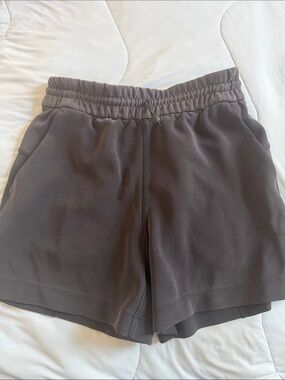 lululemon softstreme high-rise short 4” black size 4
